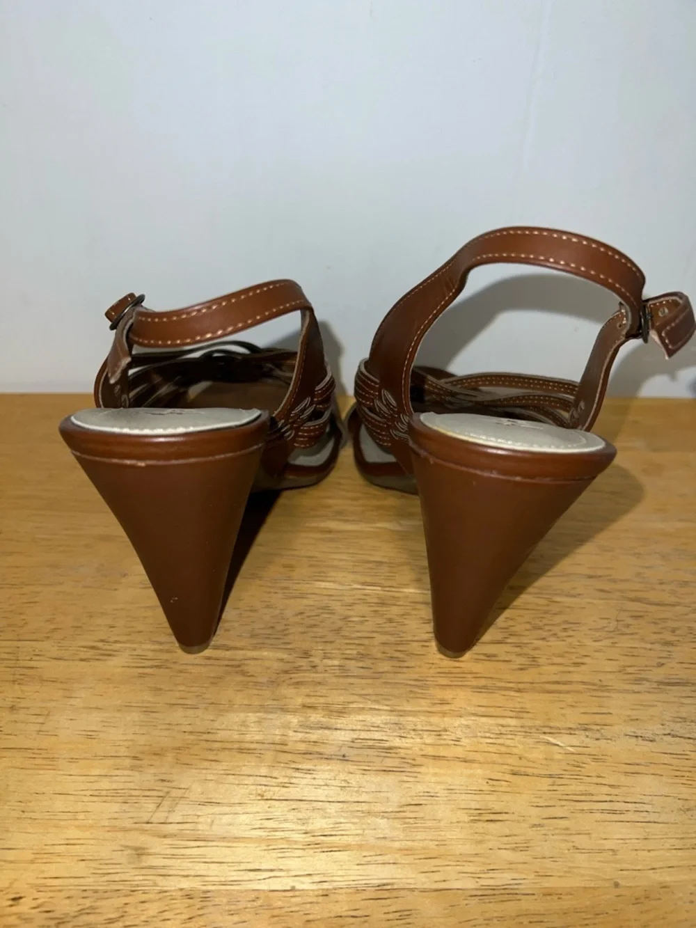 FIONI Clothing Brown Woven Slingback Heels